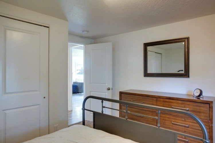 2 Bedrooms Cottage