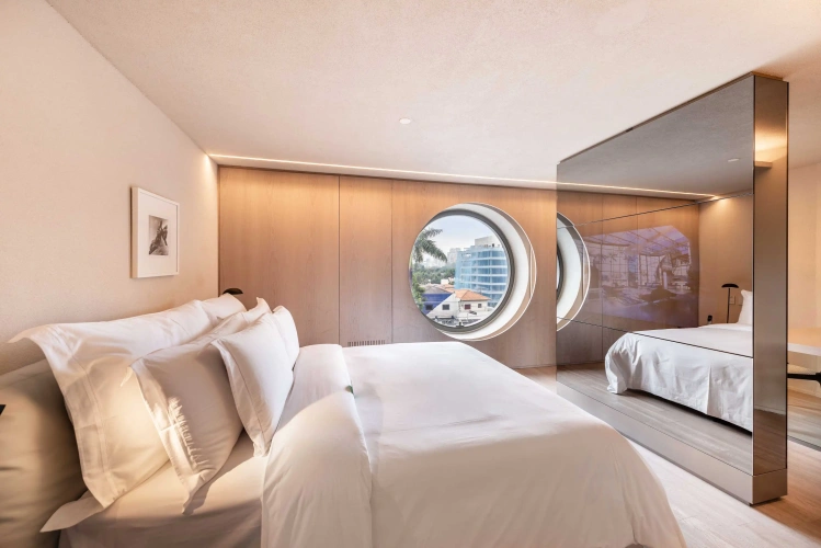Premium room