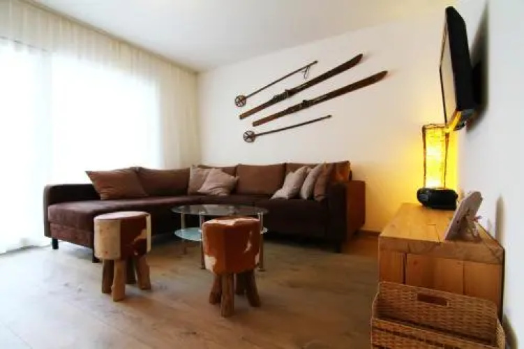 Amor Lodge