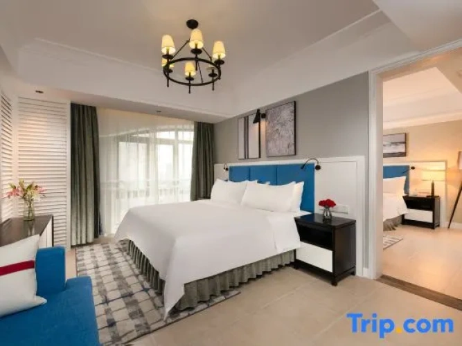 Luxury Family Suite