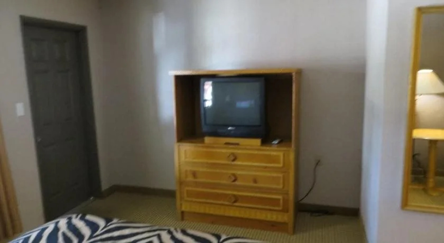 LaBelle Motel