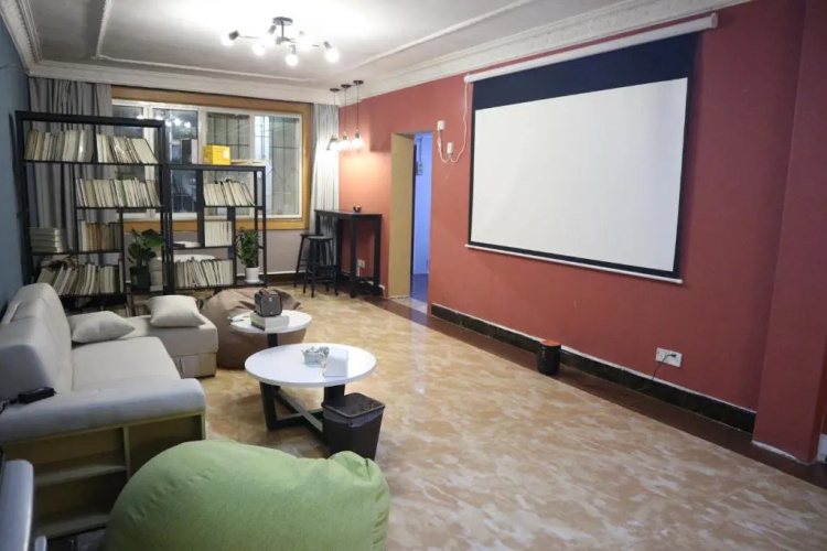 Bishiluo Hostel