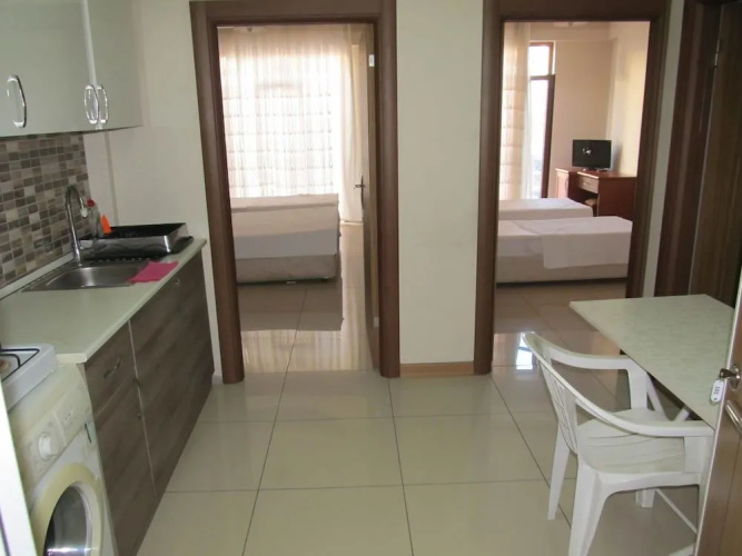 Zeus Apart Hotel