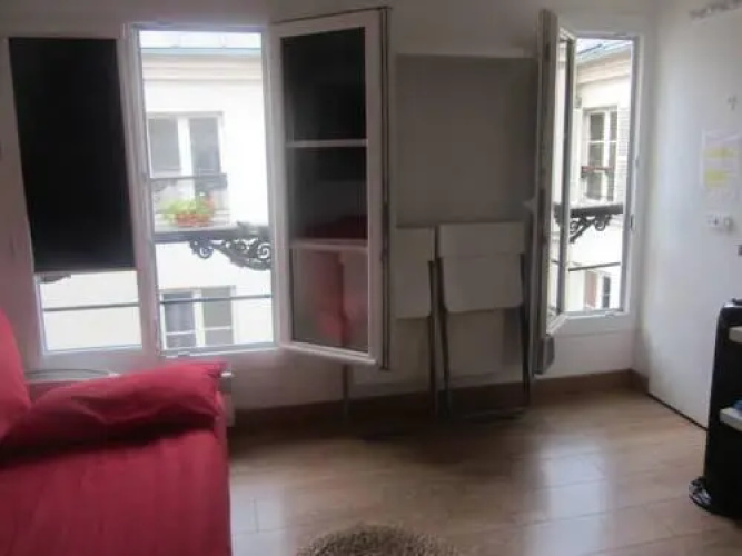 Un Petit Toit - Montorgueil - Marais - Opera