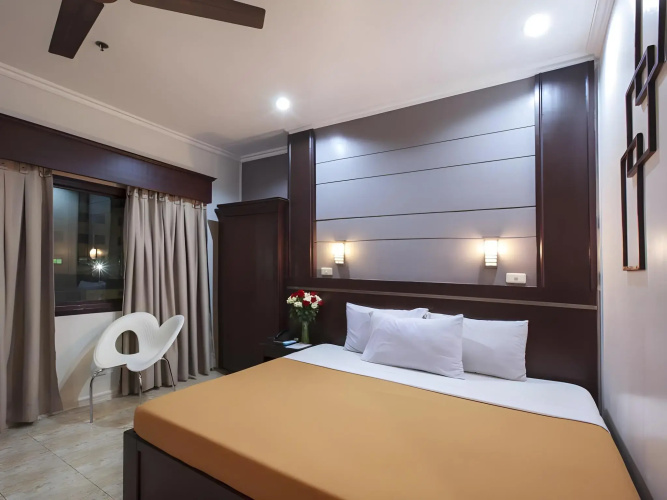 Paladin Hotel