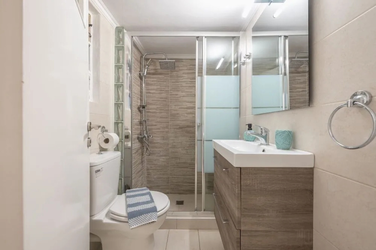 Erythros Boutique Suite By Cloudkeys