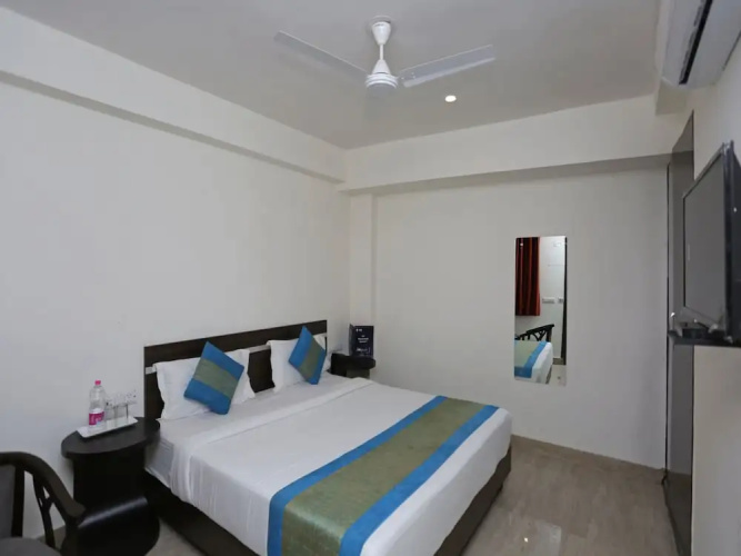Hotel Sky View