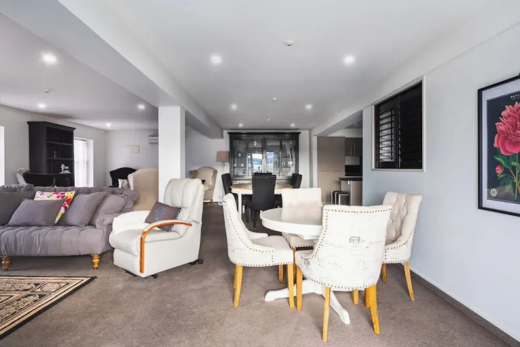 Manor Place Apartment