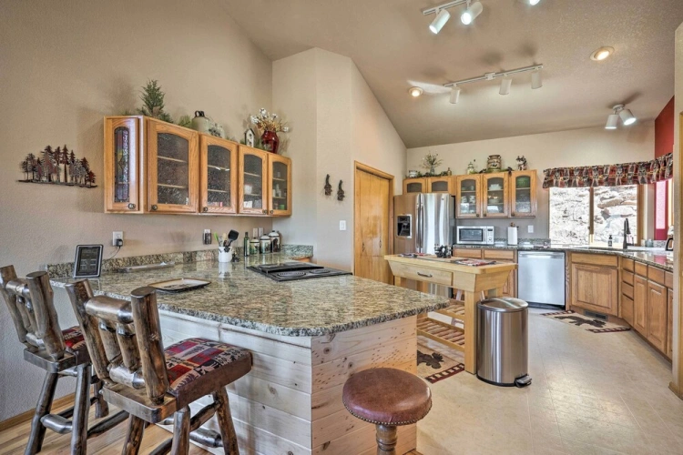 3 Bedrooms Cottage