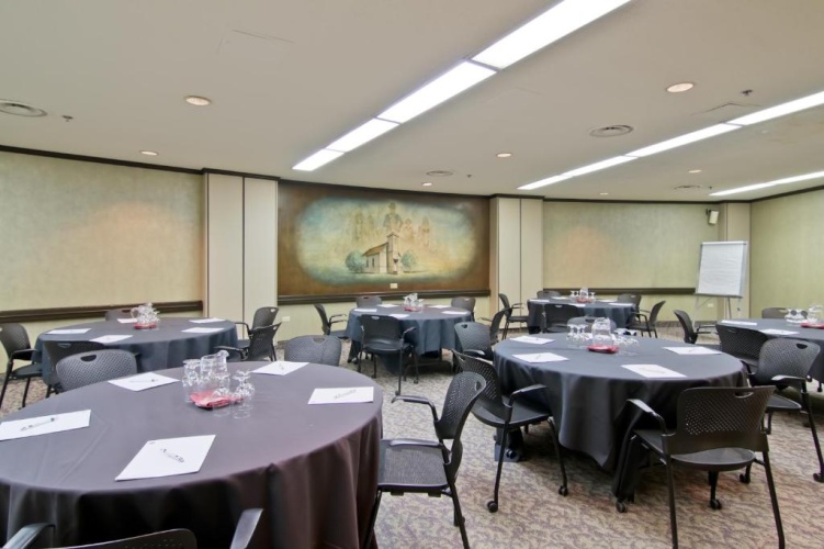 Crowne Plaza Edmonton Lacombe photo 20