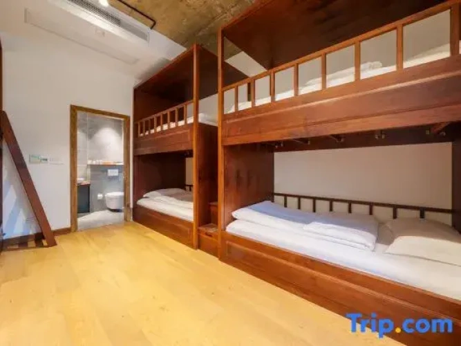 Standard Double room with courtyard view