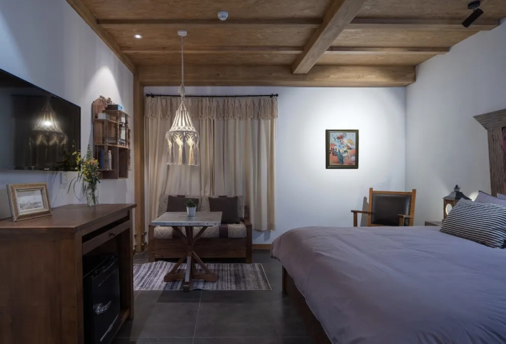Castle Farmstay Hotel