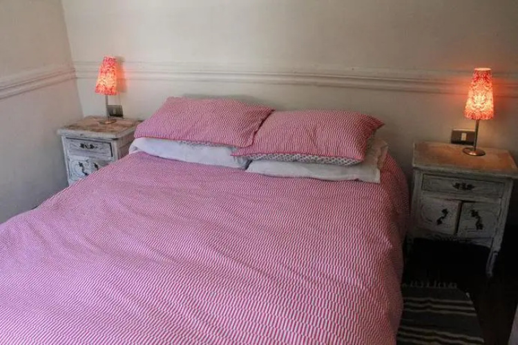 Dominica Hostel