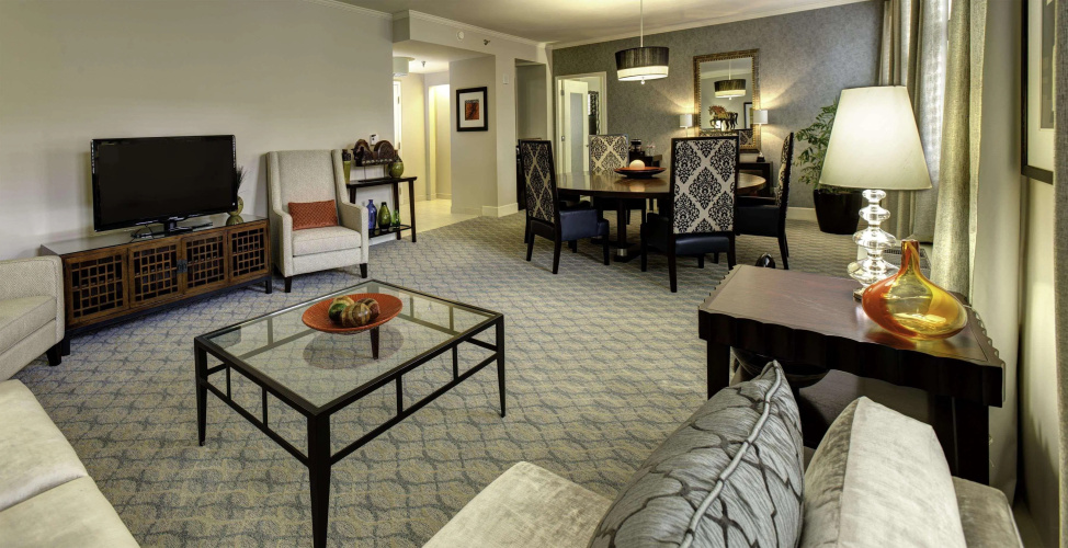Hilton Orrington / Evanston