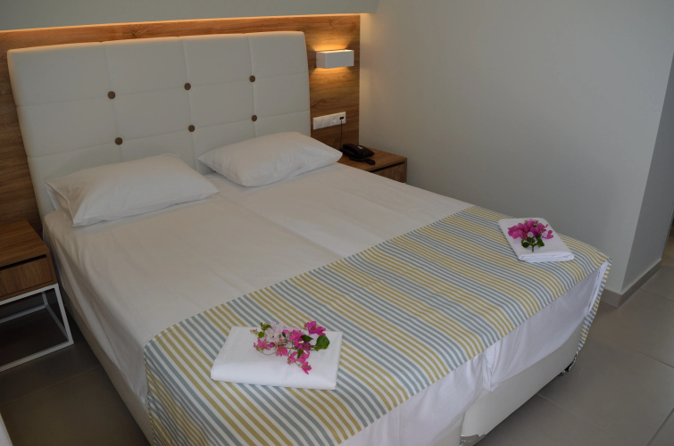 Fevro Hotel
