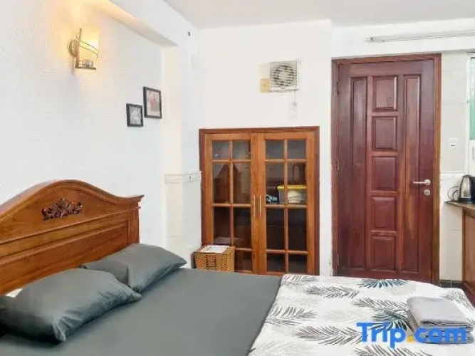 Standard Basement room