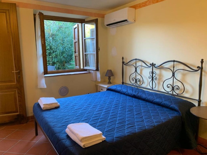 3 Bedrooms Apartment