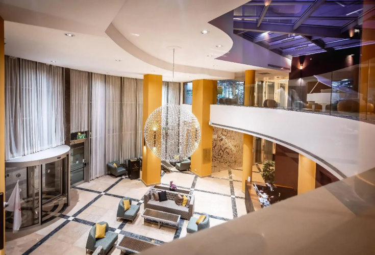 David's Harp Hotel and Suits