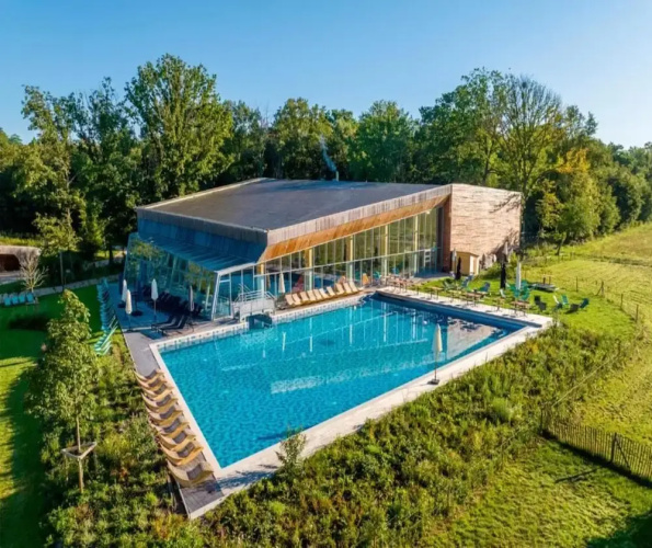 Duplex in Tournai With Lake Views