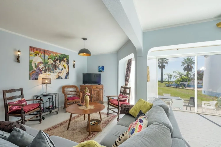 3 Bedrooms Villa