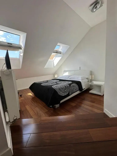 Room DeLuxe
