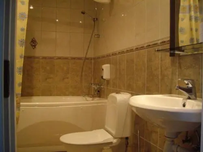 Hotel Laagna Spa & Resort