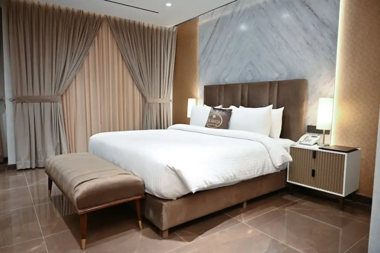 Deluxe Single room