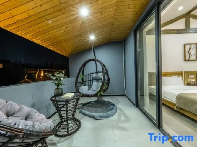 Luxury Twin room with balcony