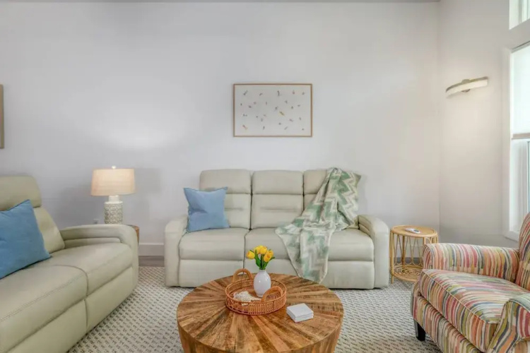 Aqua Palms Cottage