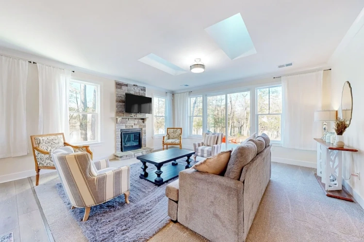 3 Bedrooms Cottage