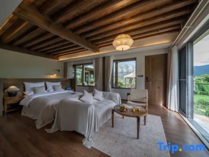 Standard Family room with balcony
