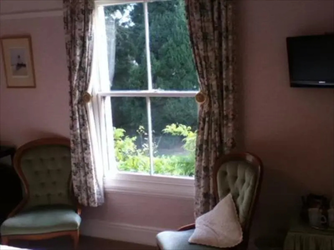 Holdfast Cottage Hotel