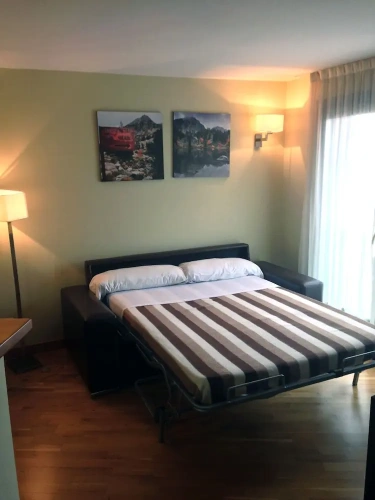 2 Bedrooms Bed in Dorm