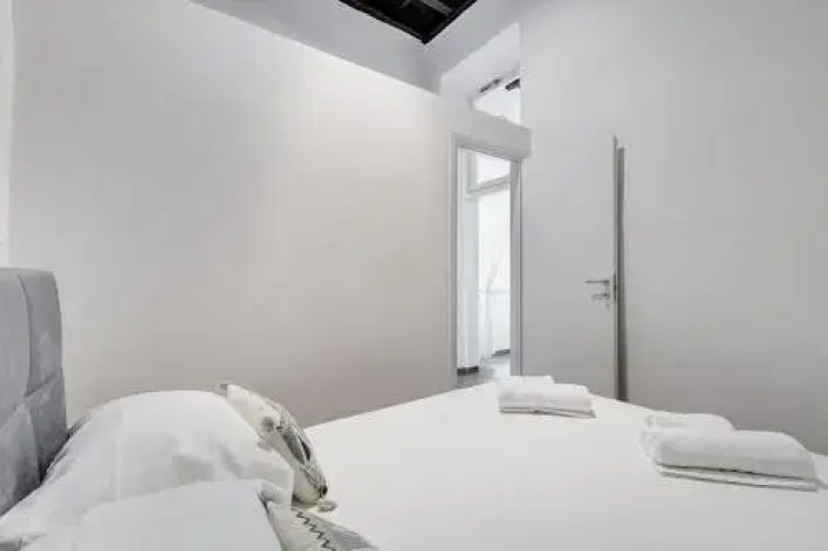 New!! Trevi Fountain - Romedreamhome