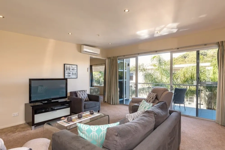 2 Bedrooms Standard Apartment with garden view