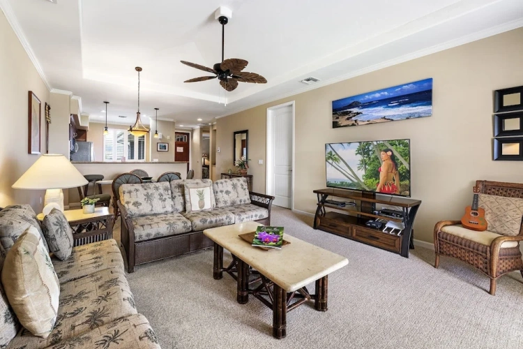2 Bedrooms Villa