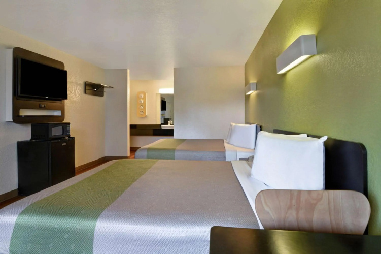 Motel 6 Destin, FL