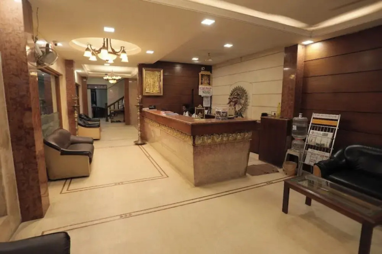 Hotel Raya's Annexe 1