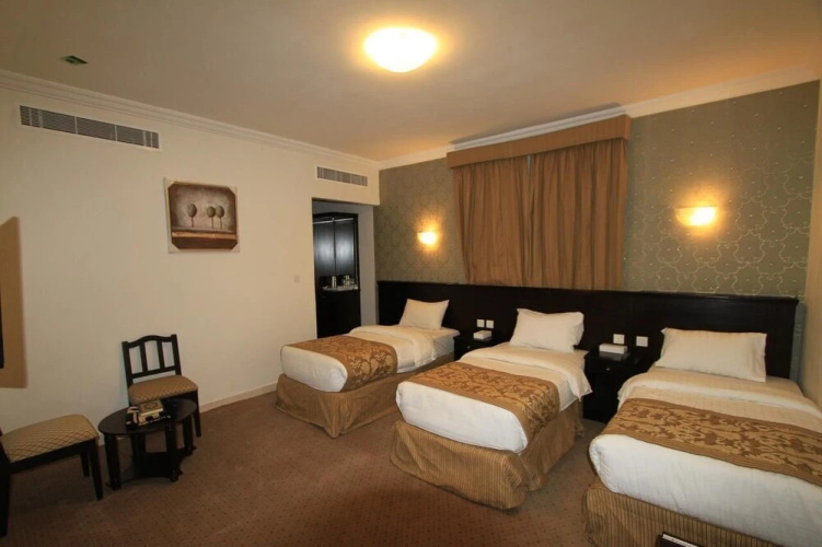 Al Refa Al Aziziyah Hotel