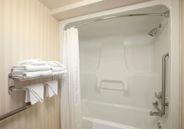 Border Inn & Suites photo 9