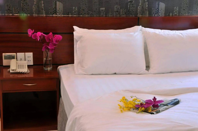 White Lotus Hotel Saigon