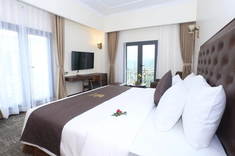 Phoenix Hotel