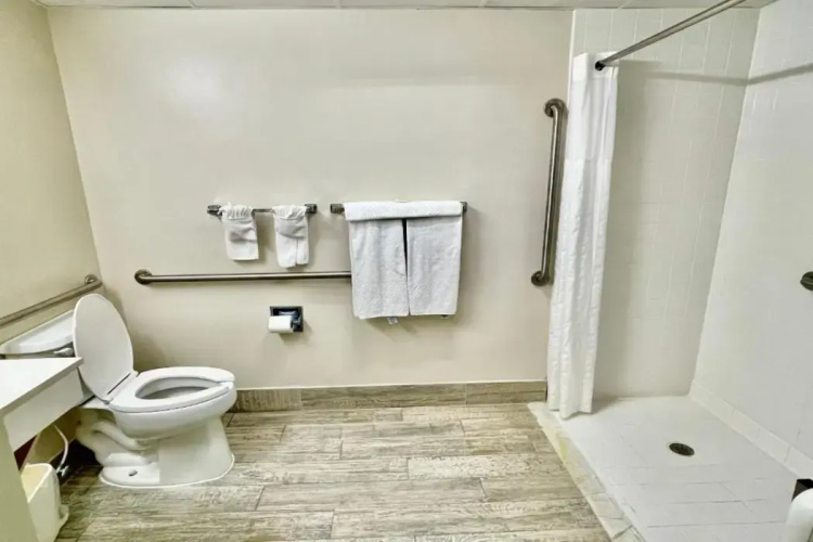 Holiday Inn Express Clemmons
