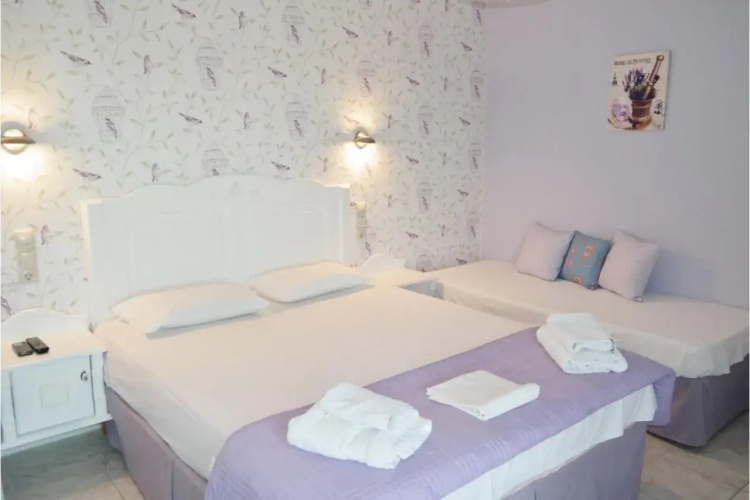 Avra Hotel