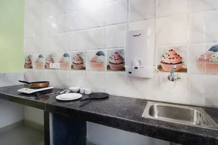 OYO Home 23545 Design Studio Nagoa