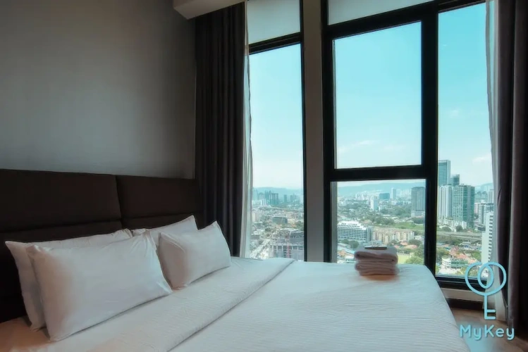 Expressionz Professional Suites By MyKey Global