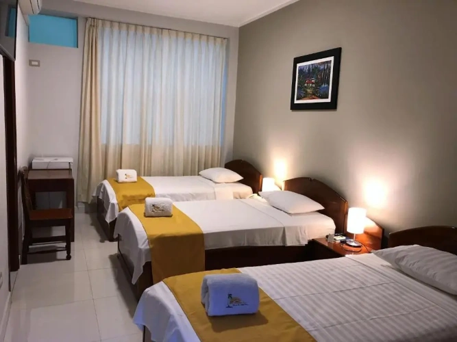 Standard Triple room