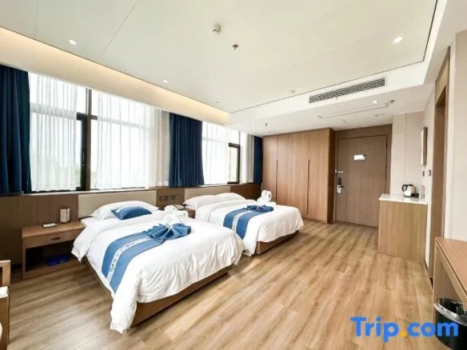 Standard Family room