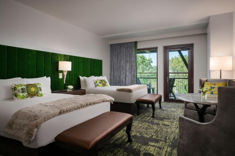 Standard Quadruple room with balcony