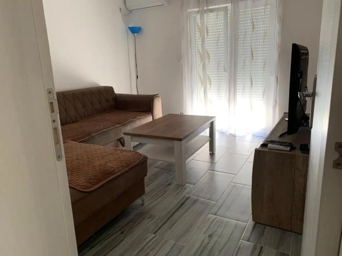 Apartment with sea view